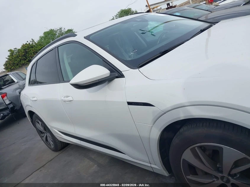 Audi Q8 E-Tron Premium Quattro | Mobile.bg � ����������� 13