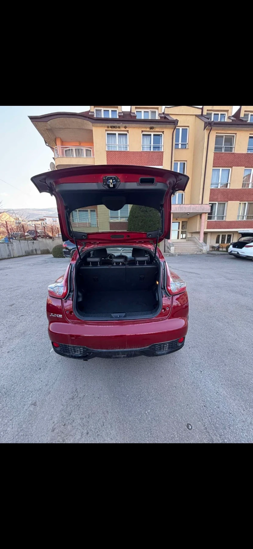 Nissan Juke, снимка 9 - Автомобили и джипове - 53929556