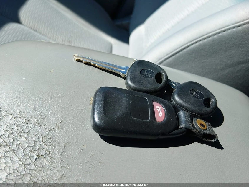 Hyundai Santa fe 2.7L V-6 DOHC, VVT, 185HP Front Wheel Drive | Mobile.bg � ����������� 11