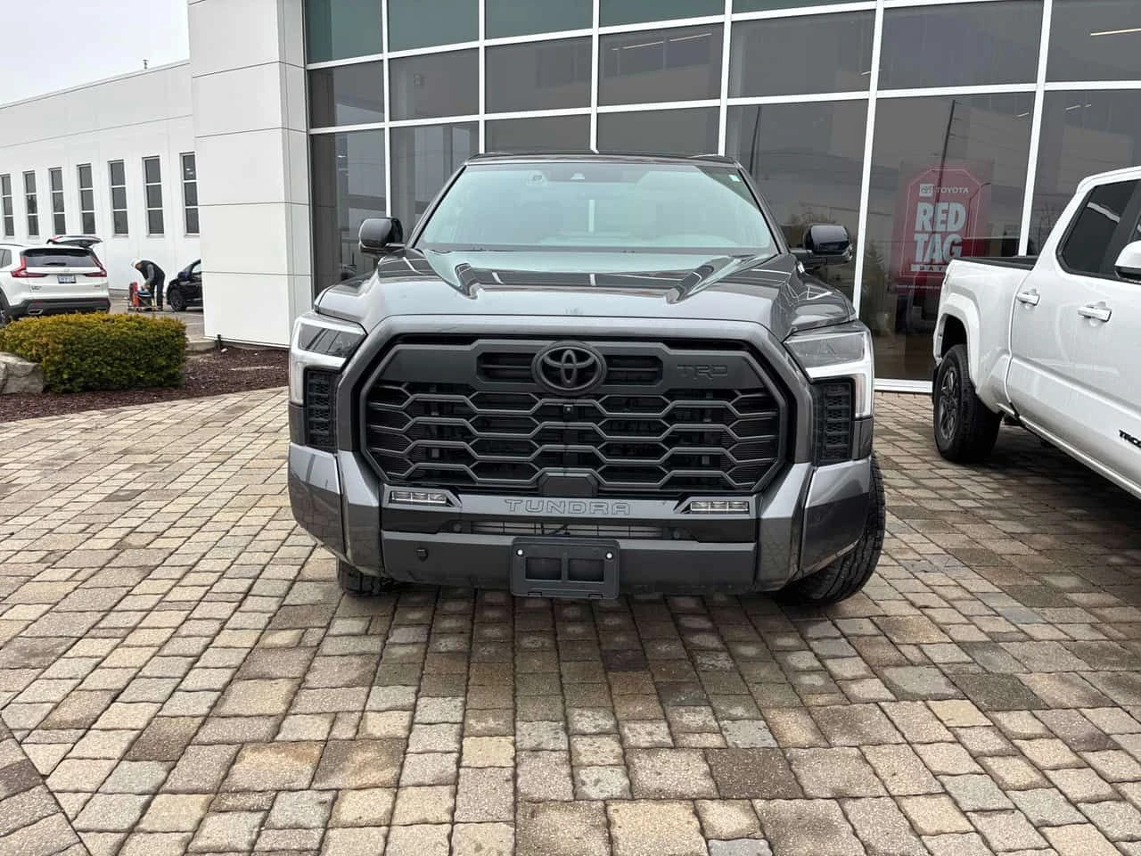 Toyota Tundra * 4x4 Crewmax Limited Hybrid* АВТОКРЕДИТ* , снимка 6 - Автомобили и джипове - 54953086