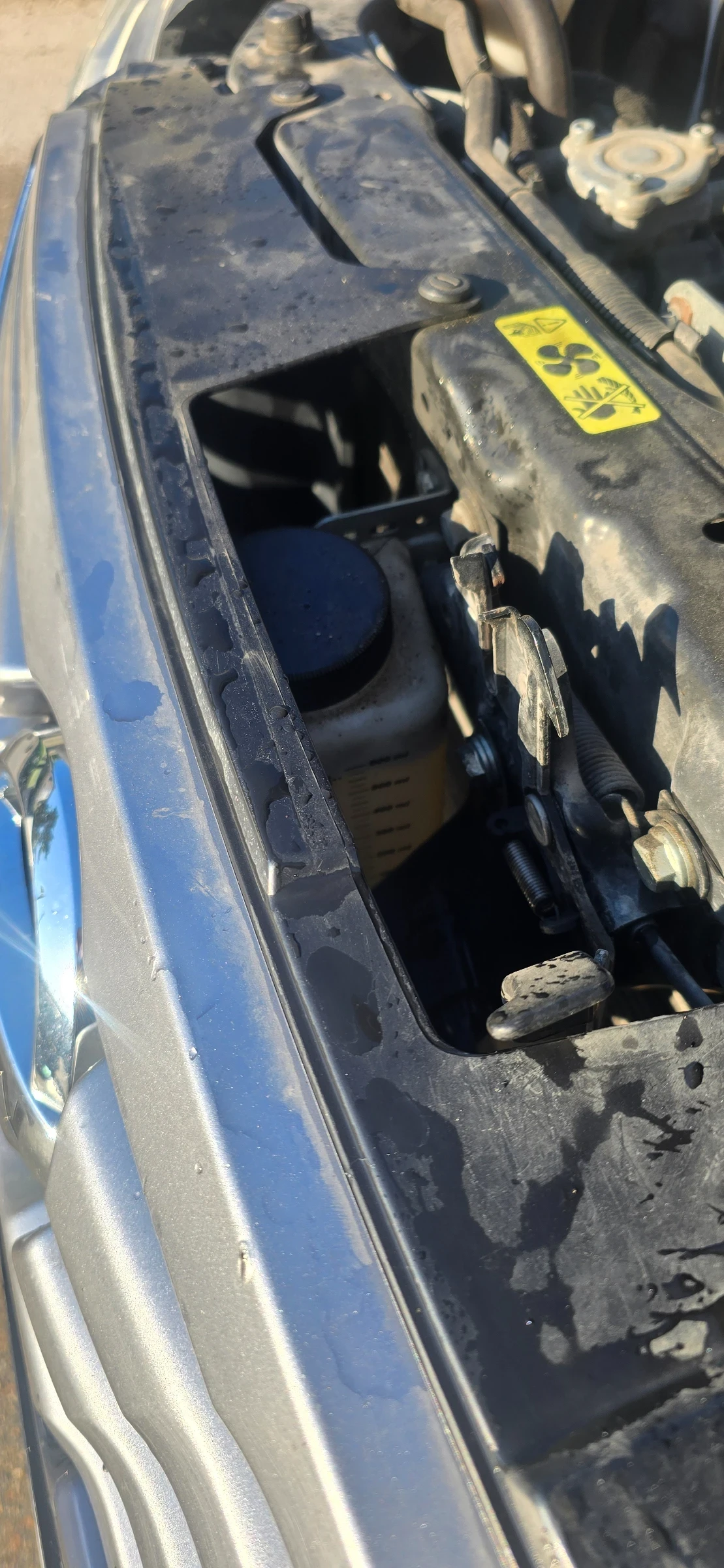 Nissan Qashqai Qashqai + 2 2000 кубика газов инжекцион , снимка 13 - Автомобили и джипове - 54962217
