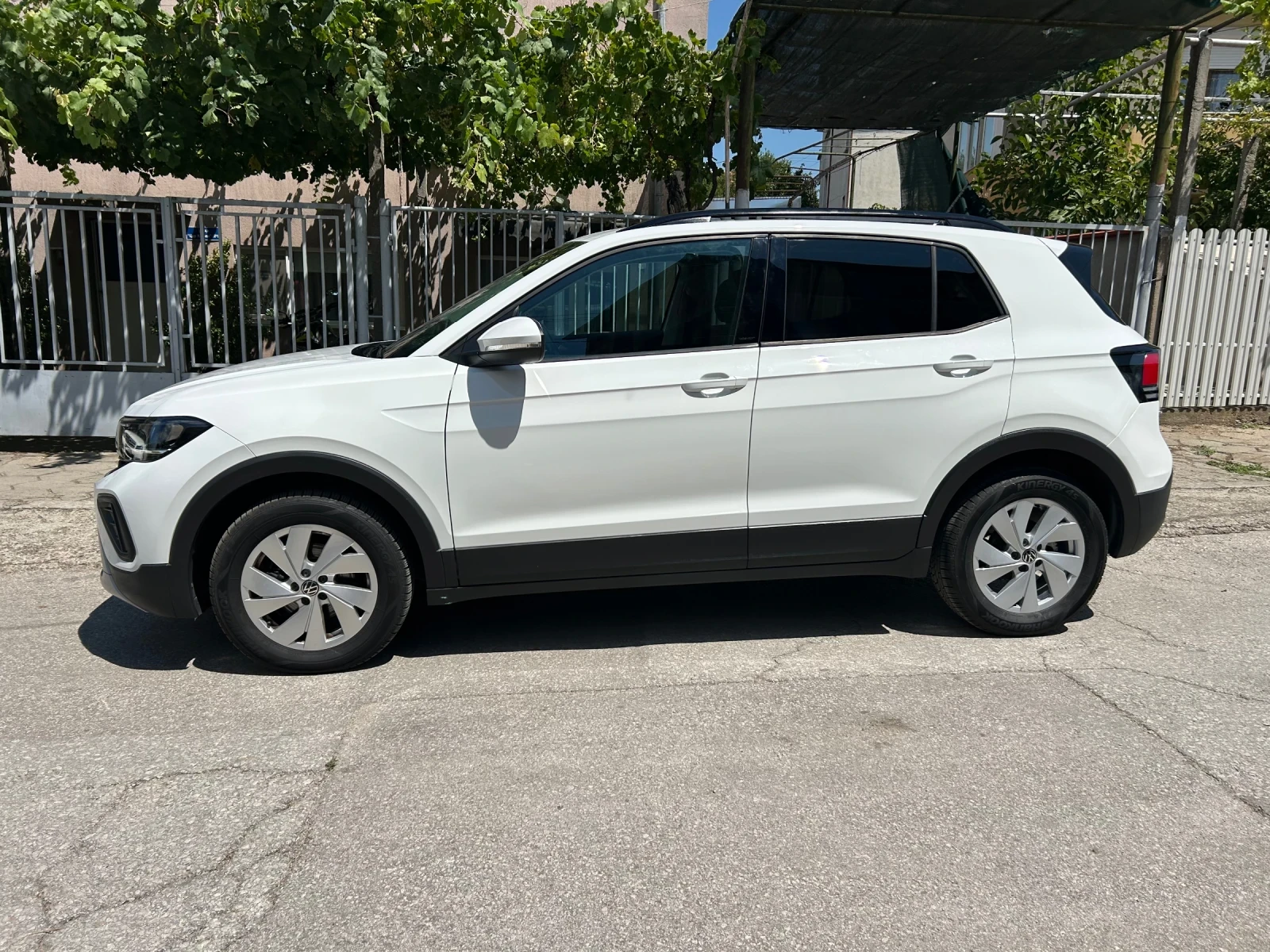 VW T-Cross 1.0, снимка 3 - Автомобили и джипове - 55394296