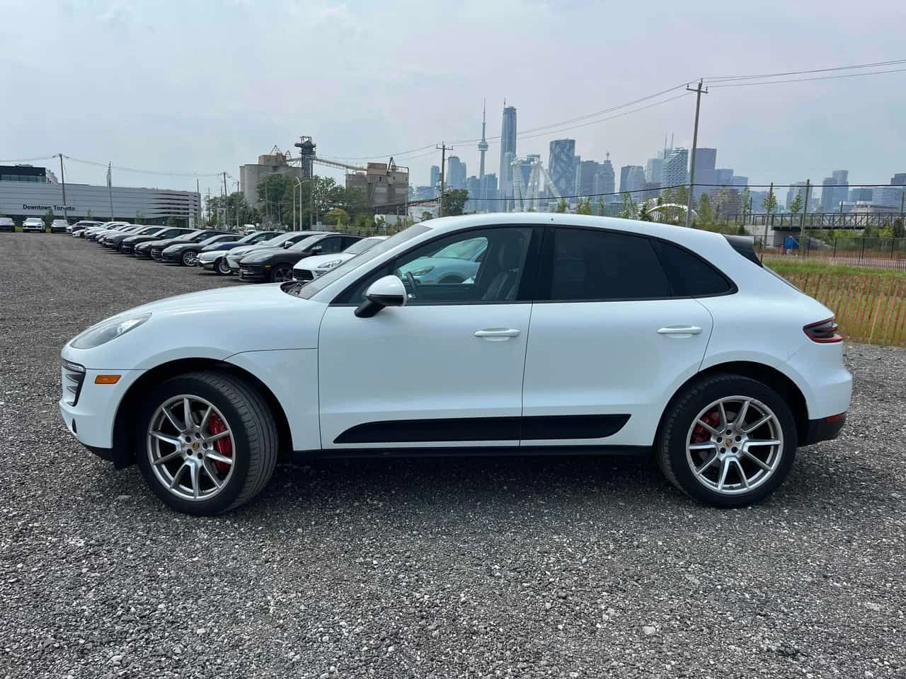 Porsche Macan * S * CARFAX * ОТ ПРЕДСТАВИТЕЛСТВО/КЛИП, снимка 2 - Автомобили и джипове - 55451205
