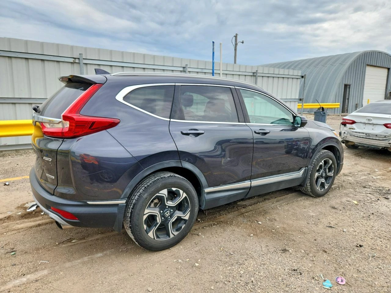 Honda Cr-v 1.5l Touring, снимка 3 - Автомобили и джипове - 56024900