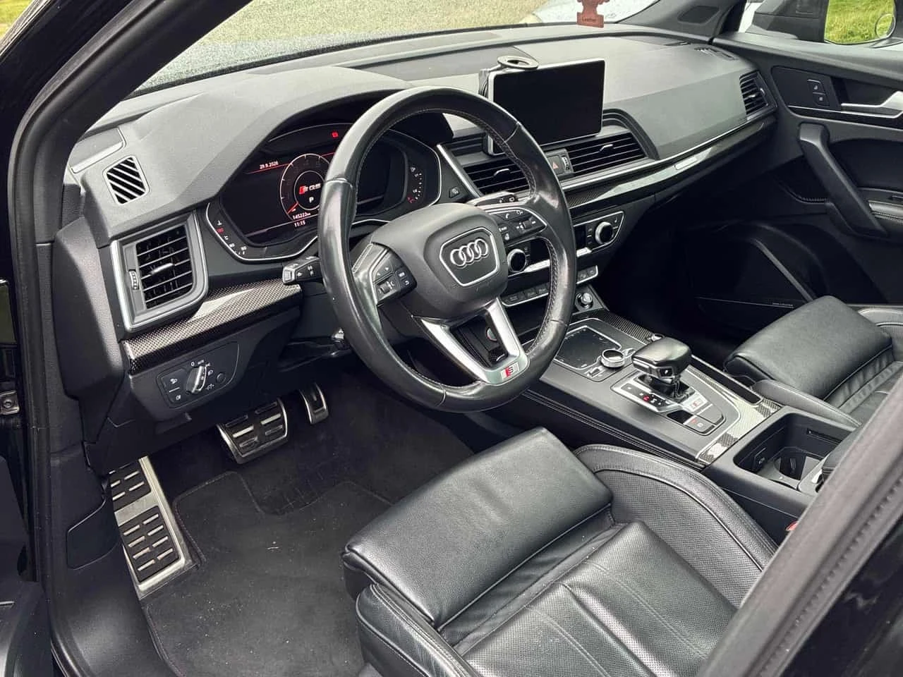 Audi SQ5 Technik | CARFAX | ГЛАВНО ПРЕДСТАВИТЕЛСТВО НА AUDI, снимка 7 - Автомобили и джипове - 56281049
