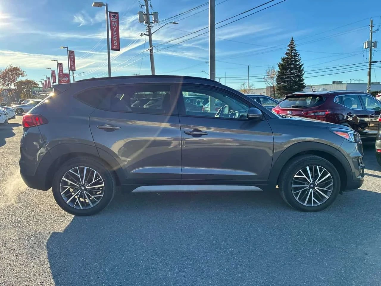 Hyundai Tucson, снимка 3 - Автомобили и джипове - 56700188
