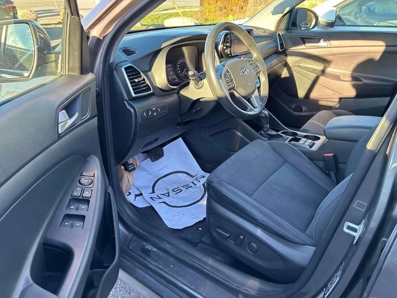 Hyundai Tucson, снимка 5 - Автомобили и джипове - 56700188