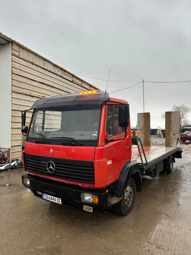 Mercedes-Benz 811 Специален, снимка 1 - Камиони - 48170351