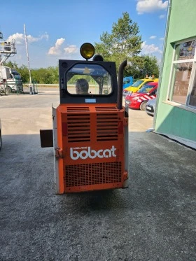 Мини челни товарачи Bobcat 140, снимка 17