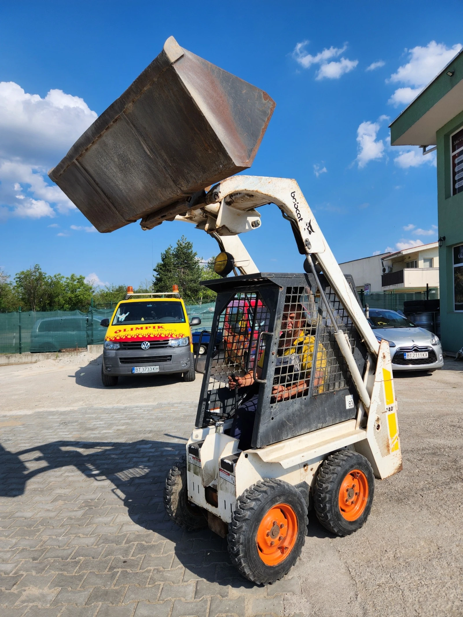    Bobcat 140 | Mobile.bg   13