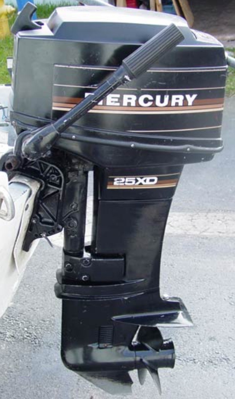 Извънбордов двигател Mercury Дълъг ботуш - изображение 1