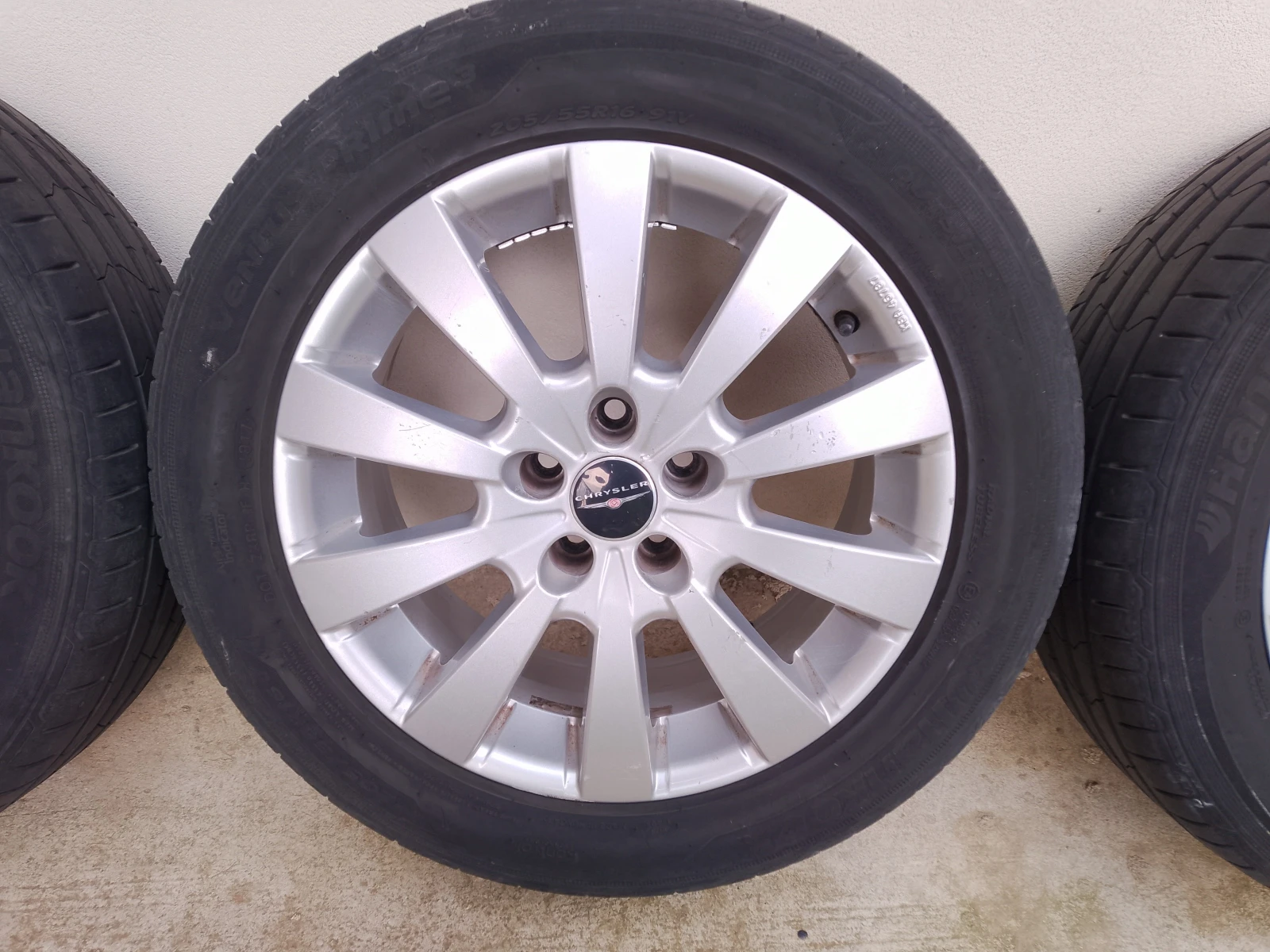 Гуми с джанти Hankook 205/55R16, снимка 4 - Гуми и джанти - 54480563