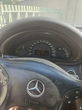 Mercedes-Benz C 200, снимка 6