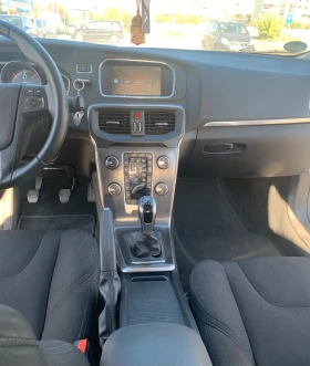 Volvo V40 2.0D 120к.с БЯЛА ПЕРЛА, снимка 7