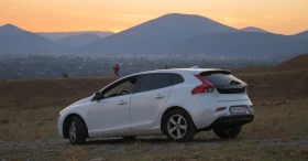 Volvo V40 2.0D 120к.с БЯЛА ПЕРЛА, снимка 5