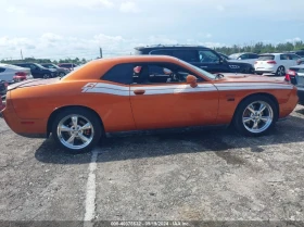 Dodge Challenger R/T* 5.7L V-8 Hemi, снимка 7