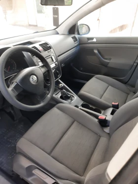 VW Golf 1.9 TDI 105 Hp Климатик Уникален, снимка 13