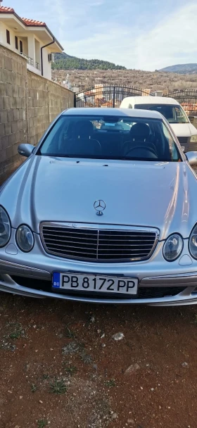 Mercedes-Benz E 320, снимка 1