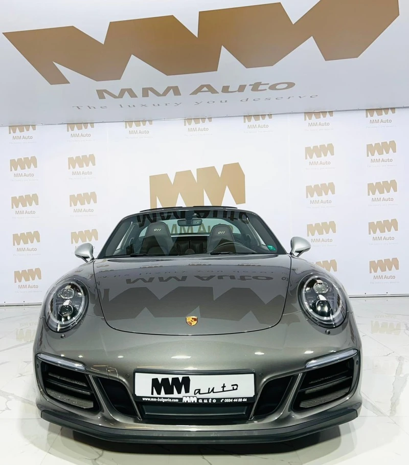 Porsche 911 Targa 4 GTS Exclusive Manufaktur Edition, снимка 4 - Автомобили и джипове - 38414928