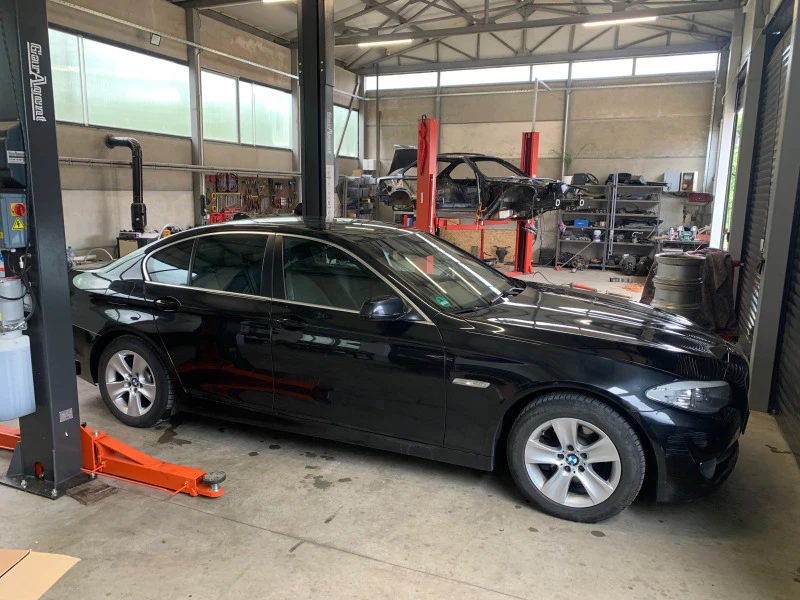 BMW 520 D, снимка 4 - Автомобили и джипове - 46837779