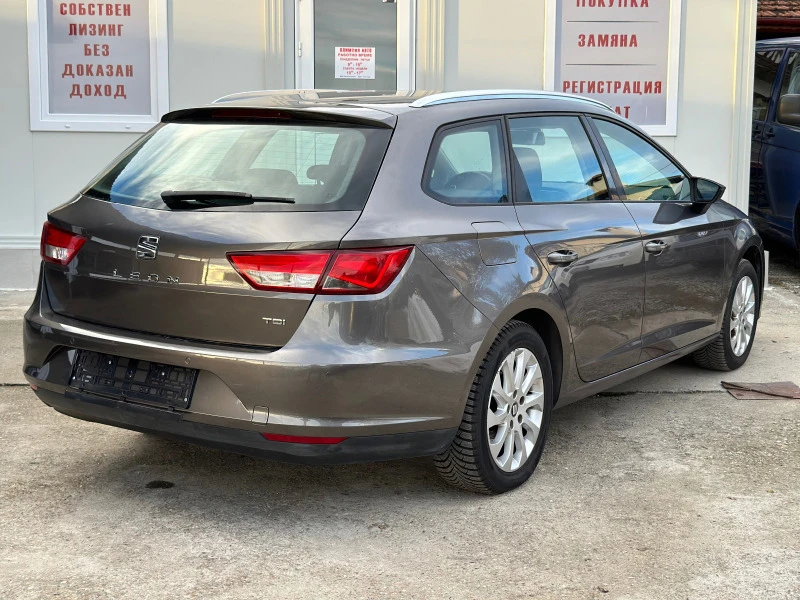 Seat Leon ST, 1.6TDI 105ps, СОБСТВЕН ЛИЗИНГ/БАРТЕР, снимка 4 - Автомобили и джипове - 43233923