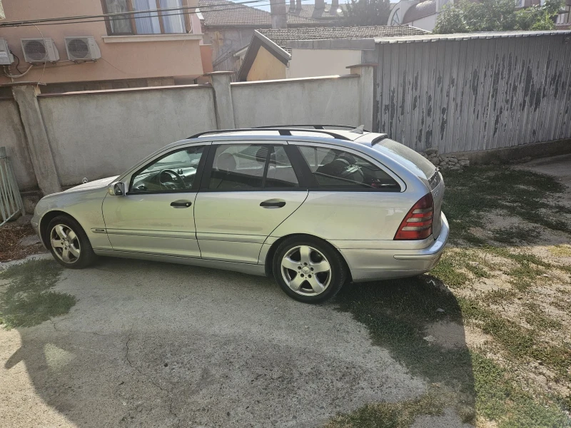 Mercedes-Benz C 200, снимка 10 - Автомобили и джипове - 47138431