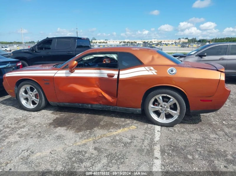 Dodge Challenger R/T* 5.7L V-8 Hemi, снимка 6 - Автомобили и джипове - 47984645