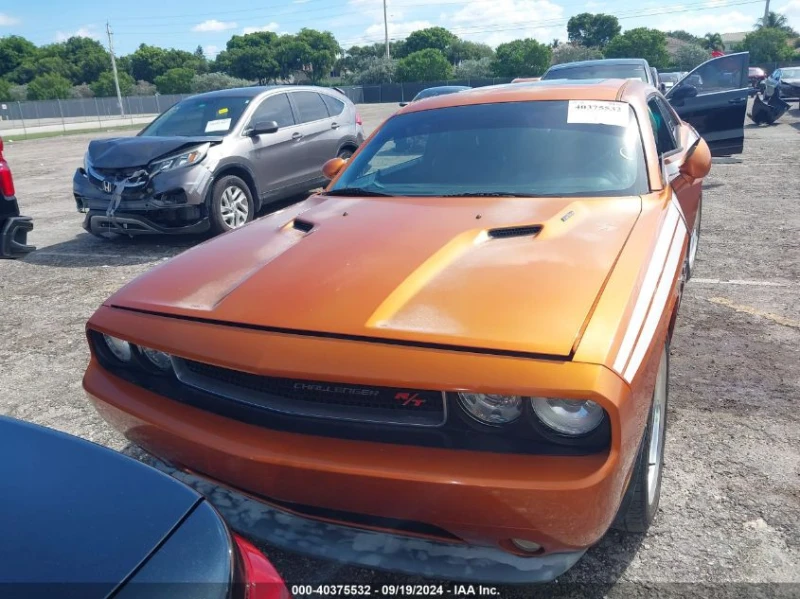 Dodge Challenger R/T* 5.7L V-8 Hemi, снимка 1 - Автомобили и джипове - 47984645