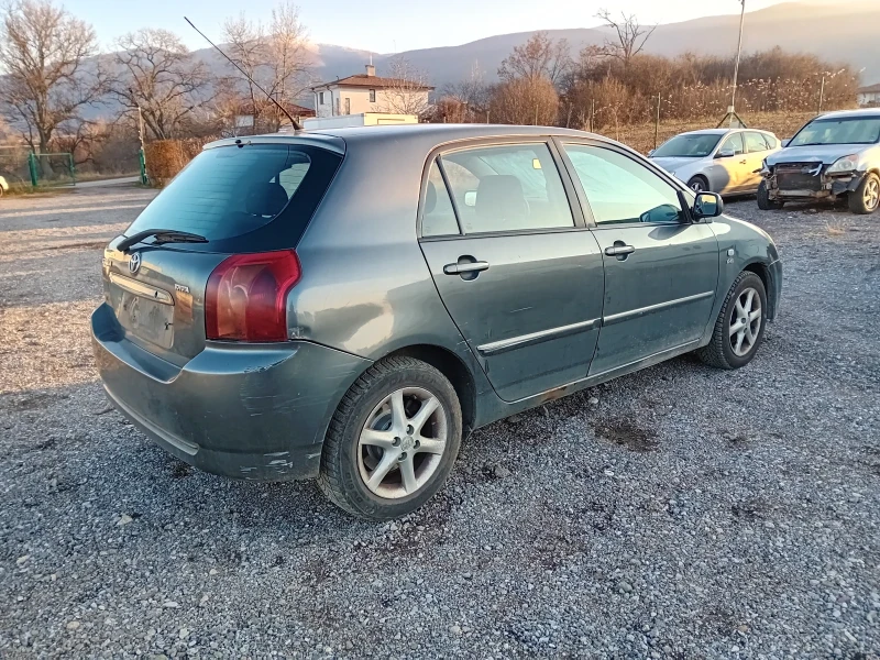 Toyota Corolla Пали и работи 2.0 D4D БРАКУВАНА , снимка 6 - Автомобили и джипове - 48339444