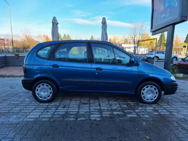 Renault Scenic 1.6  90кс, снимка 7 - Автомобили и джипове - 49045978