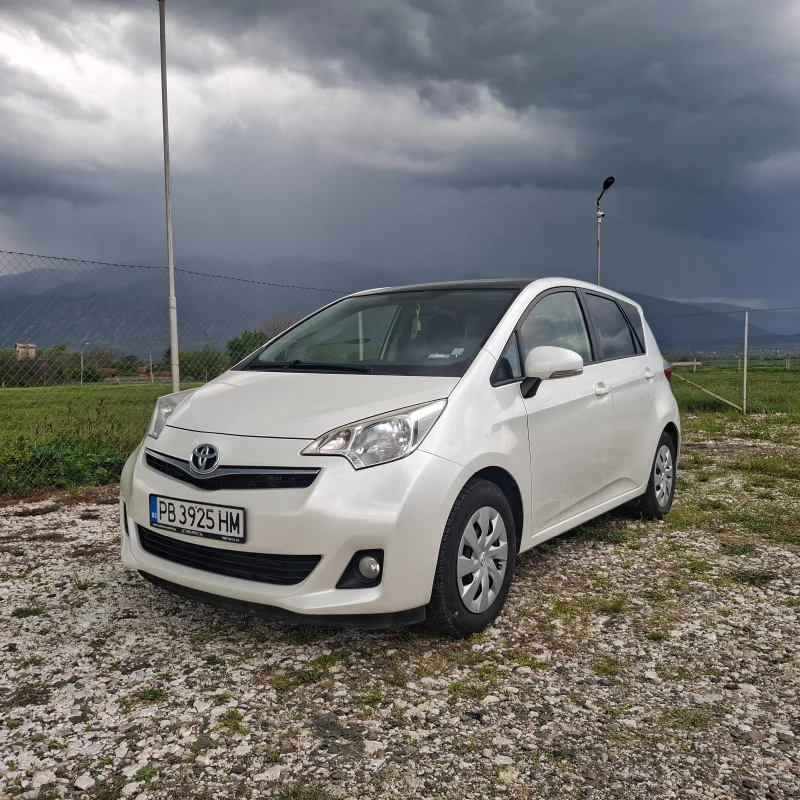 Toyota Verso ГАЗ Стъклен таван