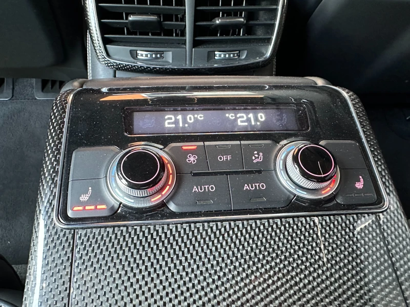 Audi S8 4.0i 520 к.с. Уникат/ФУЛЛ/ФУЛЛ, снимка 11 - Автомобили и джипове - 50747571