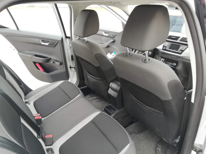 Skoda Fabia, снимка 3 - Автомобили и джипове - 51449514
