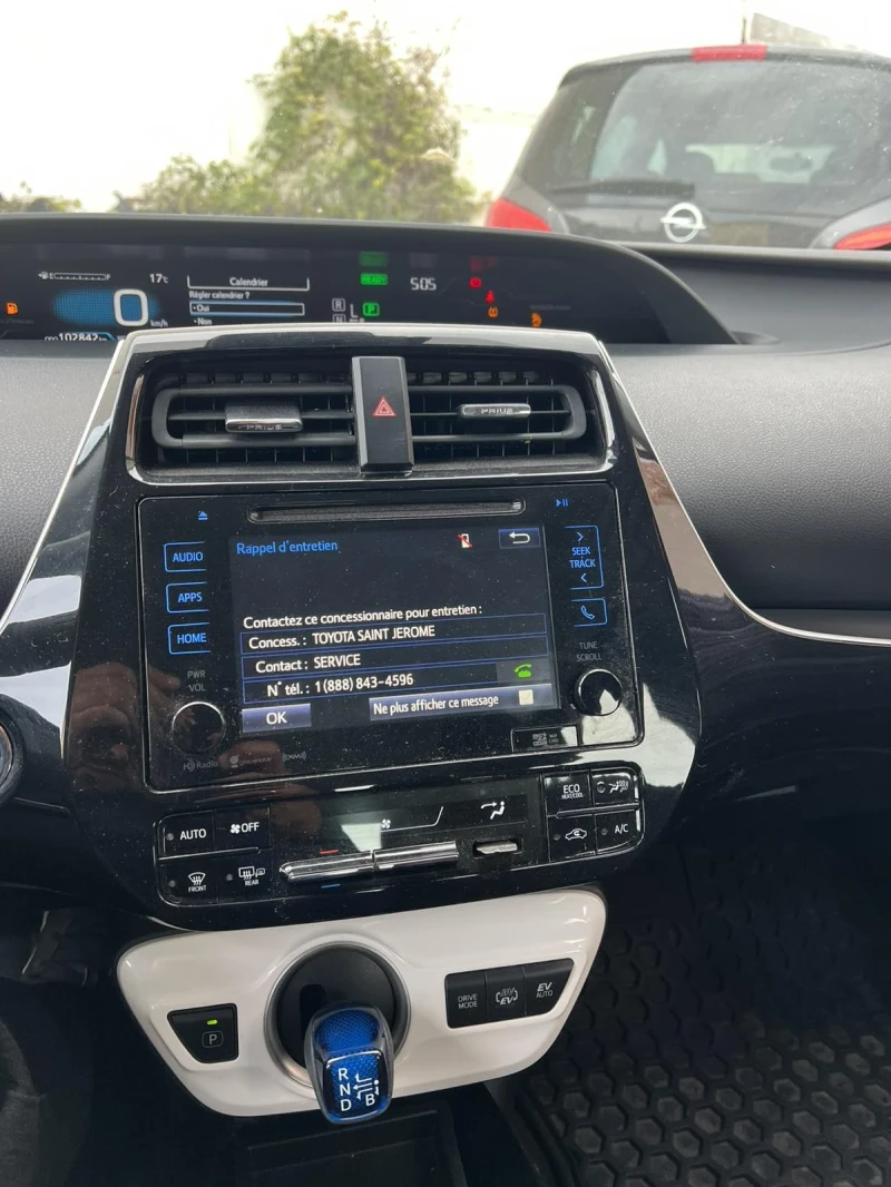 Toyota Prius, снимка 13 - Автомобили и джипове - 52486705