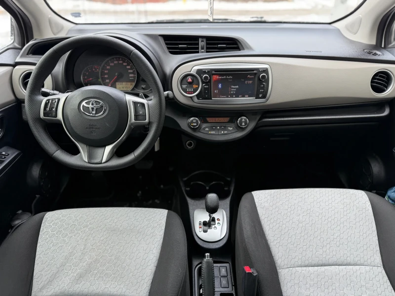 Toyota Yaris 1.4D4D Автомат Camera Регистрирана, снимка 10 - Автомобили и джипове - 53038527