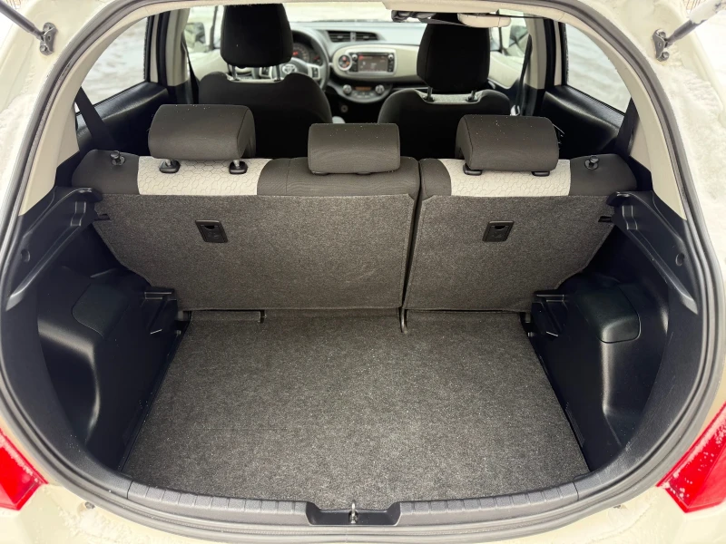 Toyota Yaris 1.4D4D Автомат Camera Регистрирана, снимка 14 - Автомобили и джипове - 53038527