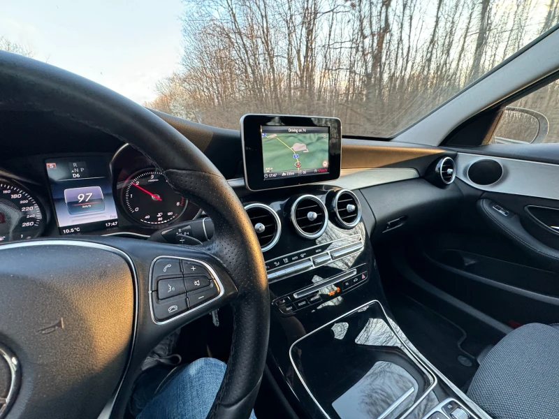 Mercedes-Benz C 200 C200d, снимка 8 - Автомобили и джипове - 53464665
