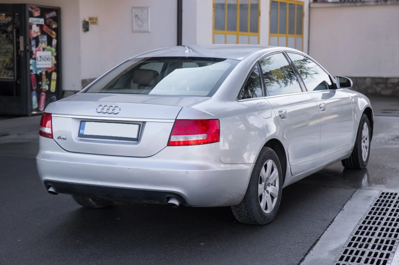 Audi A6 2.0TDI C6 4F, снимка 5 - Автомобили и джипове - 53477385