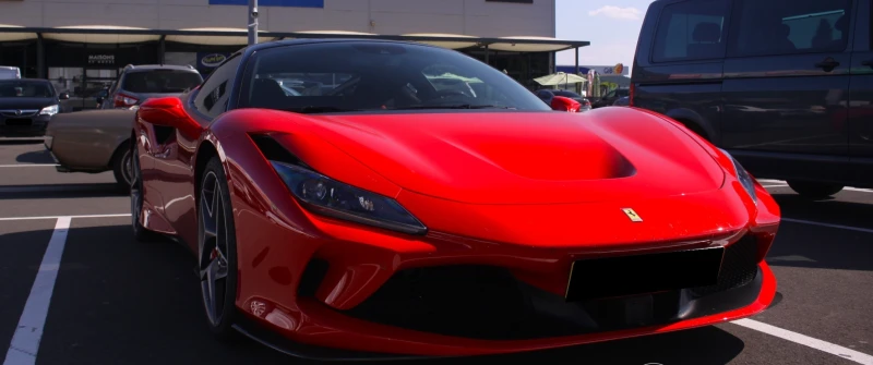 Ferrari F8 Tributo 3.9 V8, снимка 2 - Автомобили и джипове - 53559263