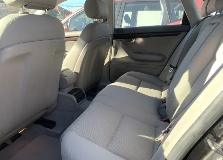 Audi A4 2.0 T - изображение 7