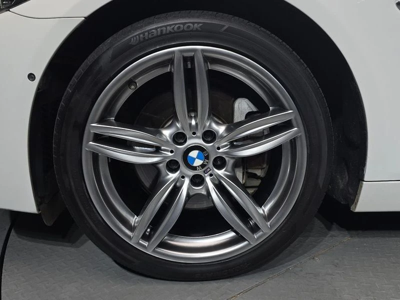 BMW 530 530d xDrive M Aero Dynamic| 258к.с.| ВКЛ.ТЕХНОТЕСТ, снимка 5 - Автомобили и джипове - 55608219