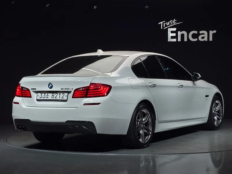BMW 530 530d xDrive M Aero Dynamic| 258к.с.| ВКЛ.ТЕХНОТЕСТ, снимка 2 - Автомобили и джипове - 55608219