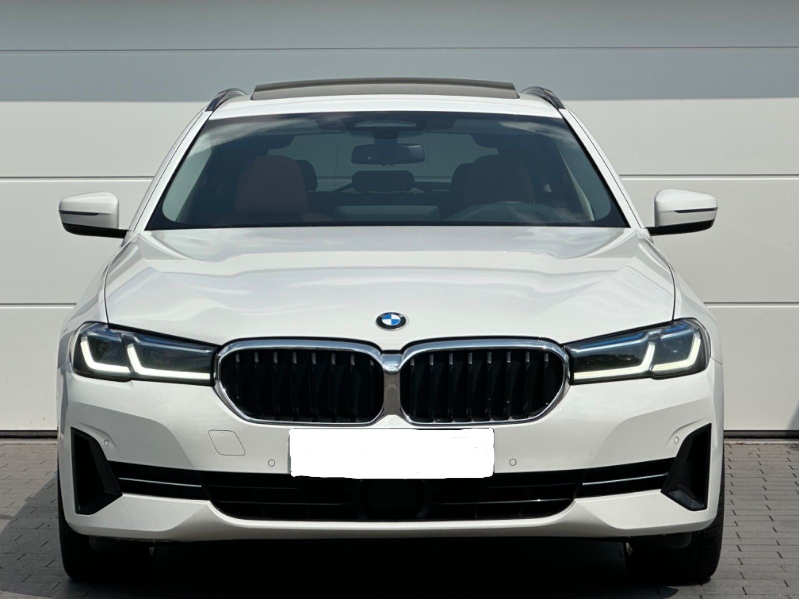 BMW 520 d xDrive - изображение 1