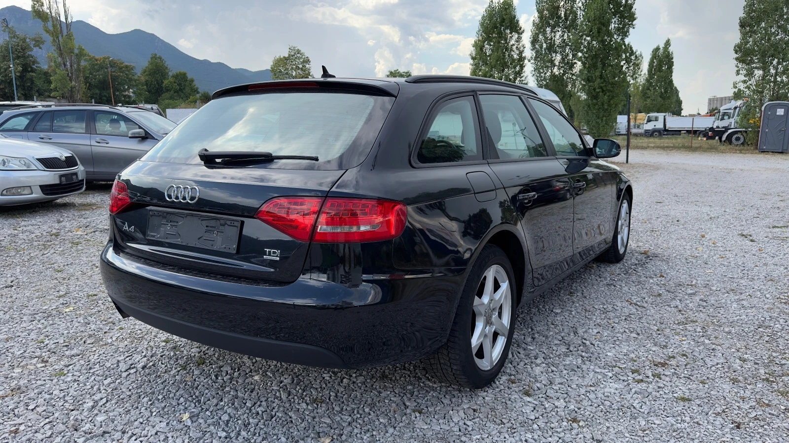 Audi A4 2.0d-170kc-6ск quattro нави евро 5 - изображение 5