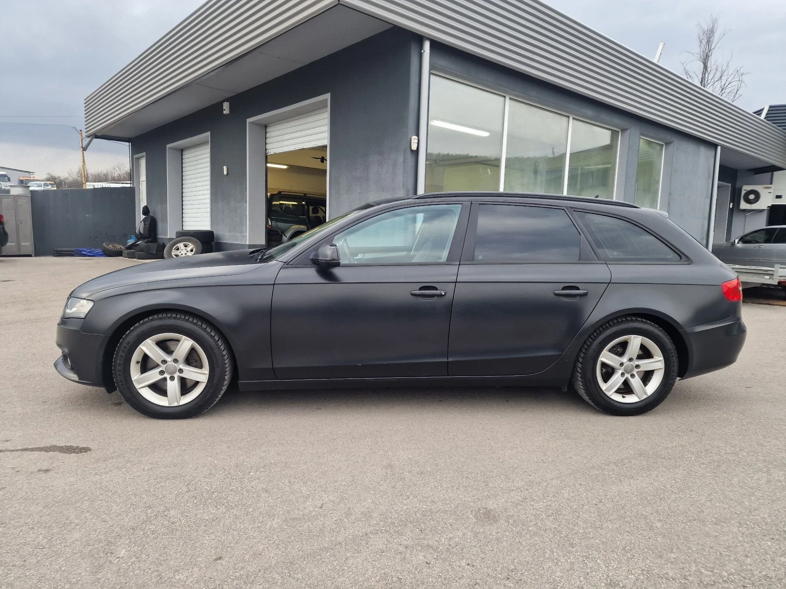 Audi A4 2.0TDI - изображение 7