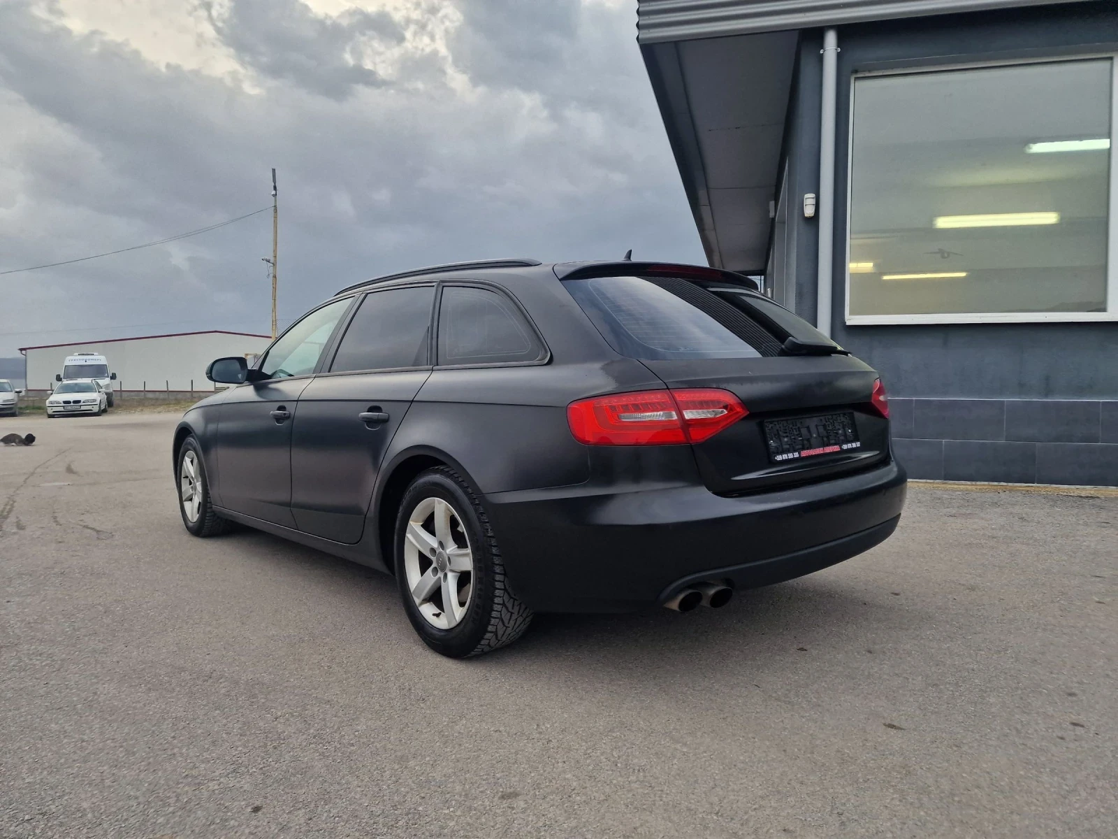 Audi A4 2.0TDI - изображение 4