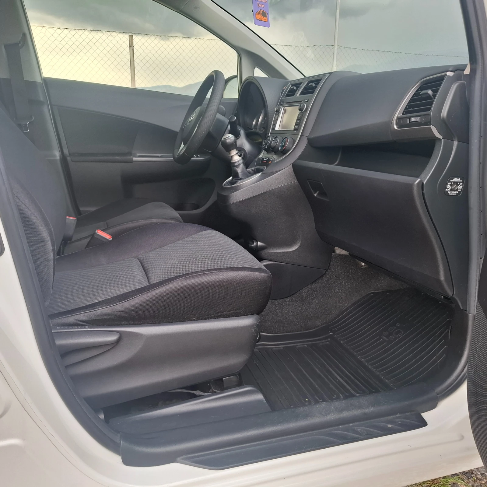 Toyota Verso ГАЗ Стъклен таван | Mobile.bg — изображение 12