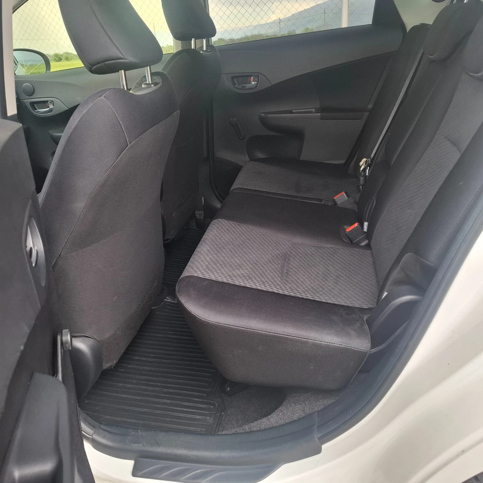 Toyota Verso ГАЗ Стъклен таван - изображение 10