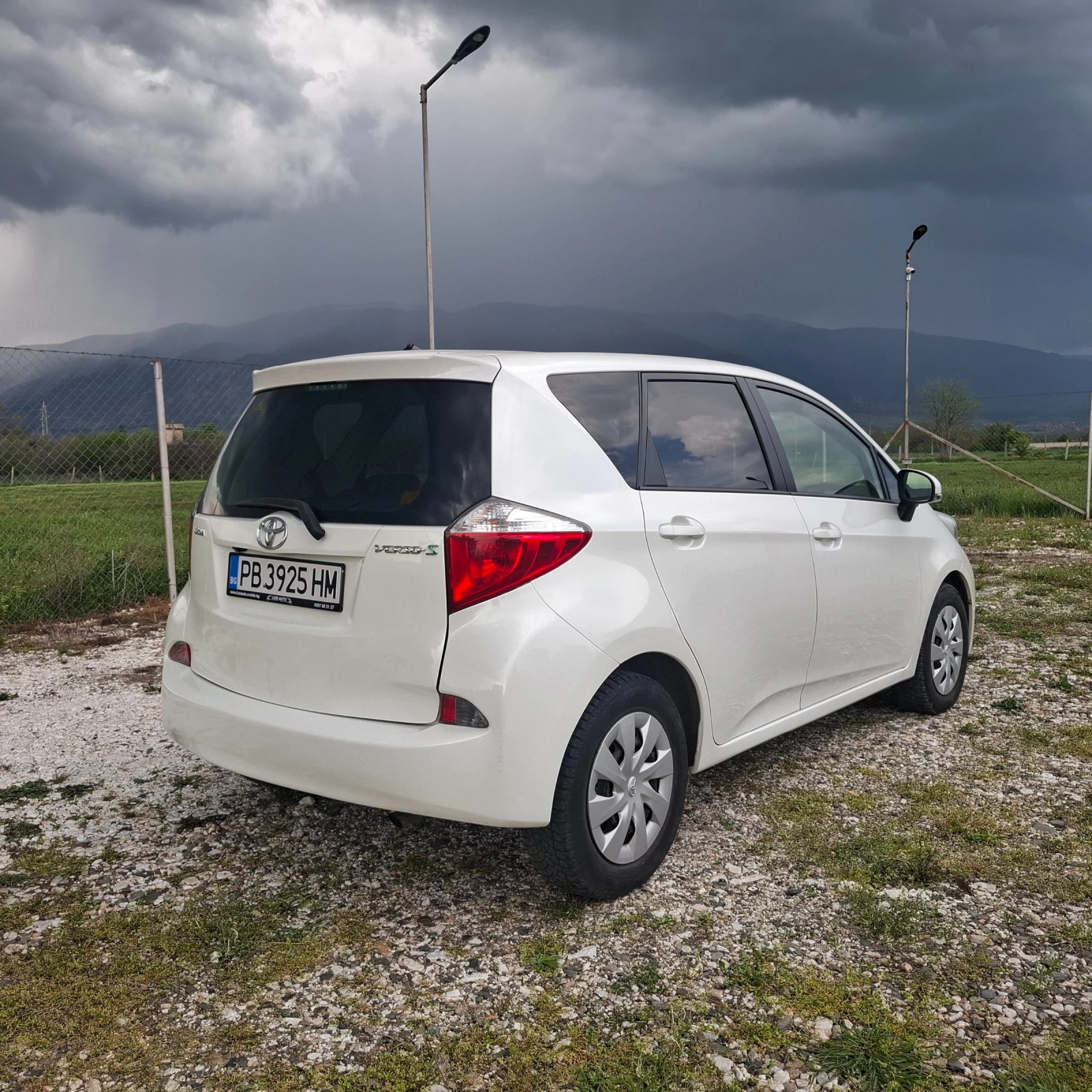 Toyota Verso ГАЗ Стъклен таван - изображение 5