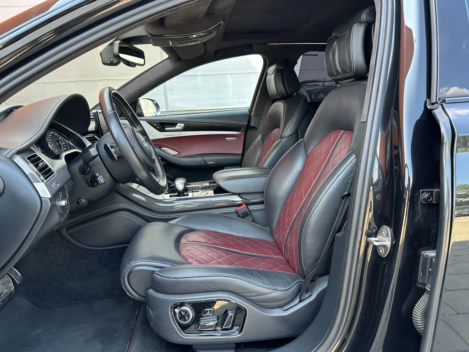 Audi S8 4.0i 520 к.с. - изображение 9